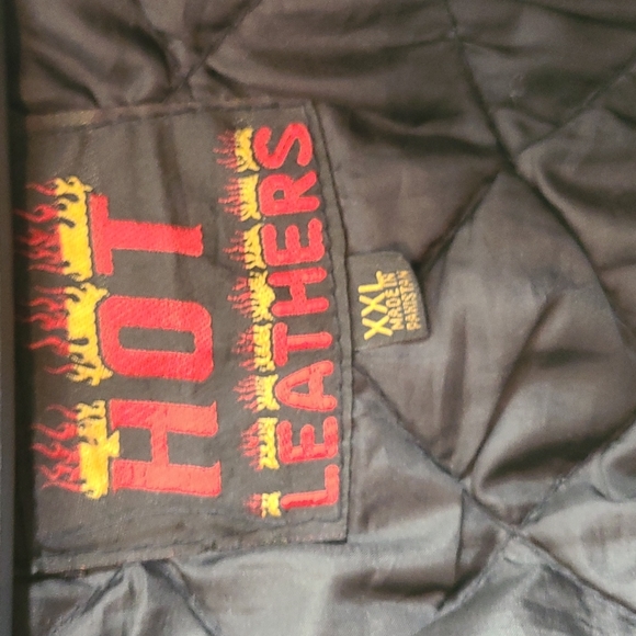 **Last Chance**Vintage Hot leathers ladies jacket - Picture 10 of 15